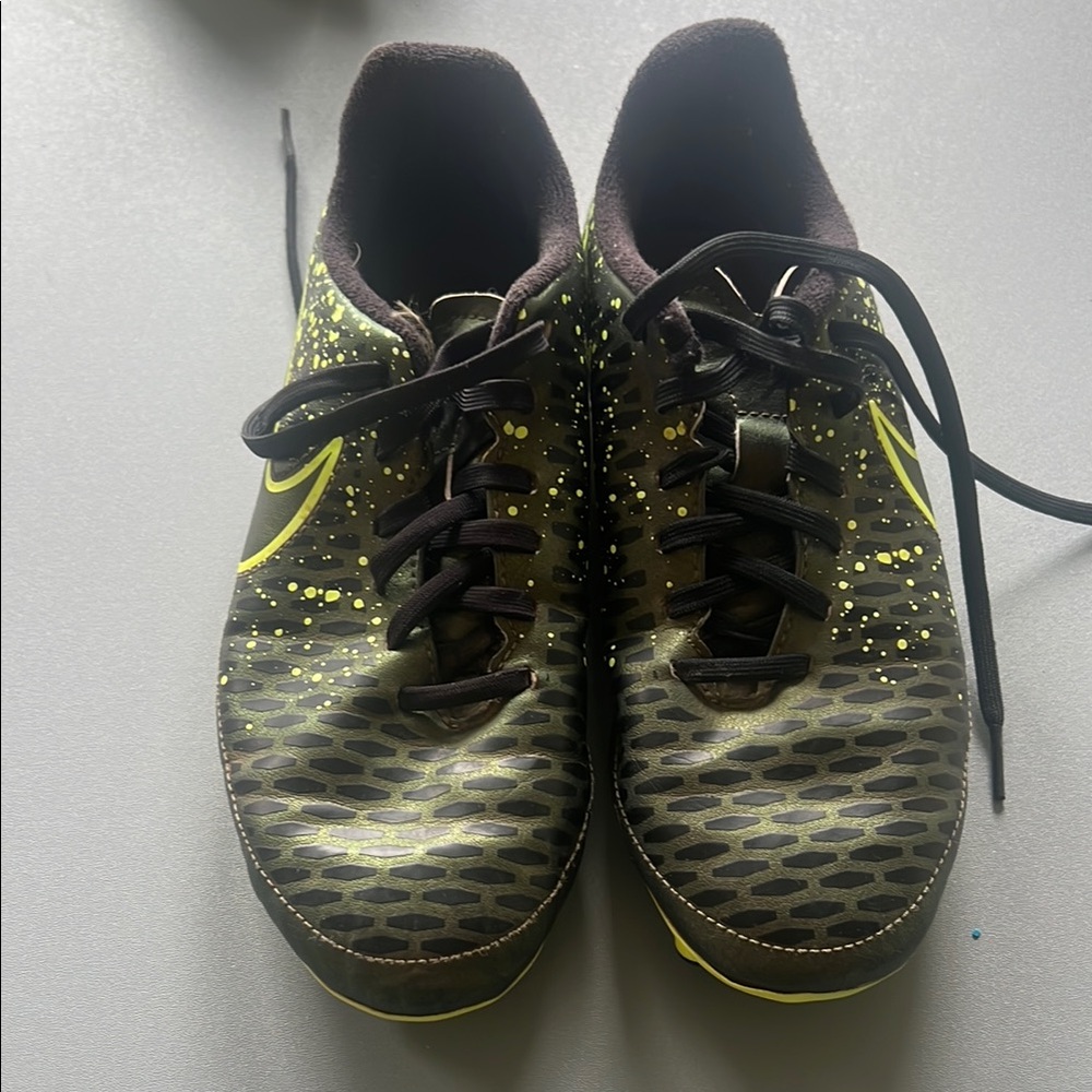 Nike Magista Onda FG Soccer Clears size 5Y